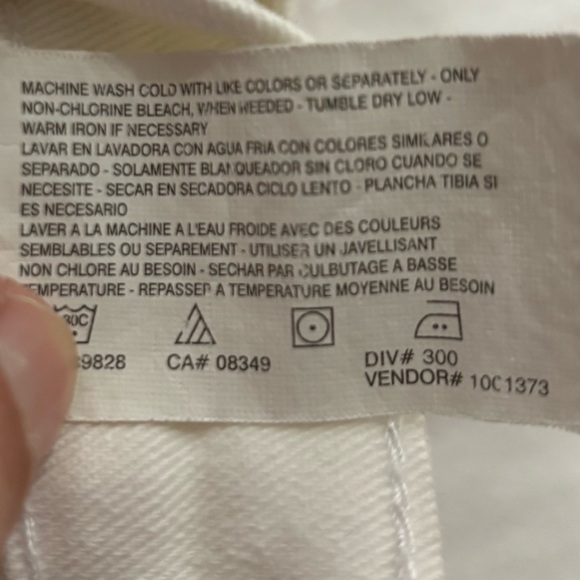 Gloria Vanderbilt Amanda White Denim Jeans Size 14 Short - Picture 9 of 9